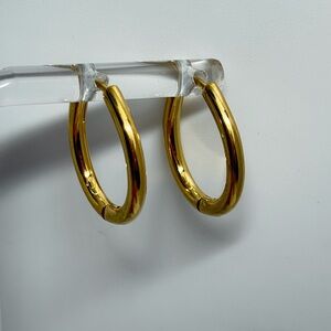 Sleek 14k Yellow Gold filled Hoop Earrings for Women